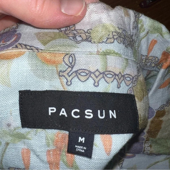 Pacsun Men’s NWOT Linen Tropical Tiki Hawaiian Button Down Vacation Shirt Medium - Picture 3 of 10